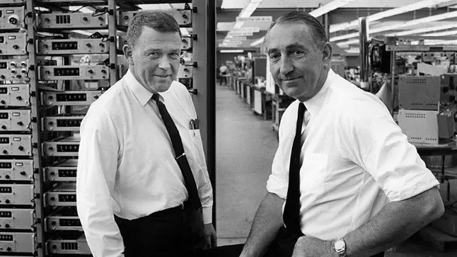 윌리엄 휴렛(William Hewlett)과 데이비드 팩커드(David Packard)